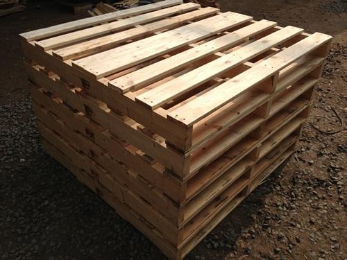 Pallet 2 hướng nâng